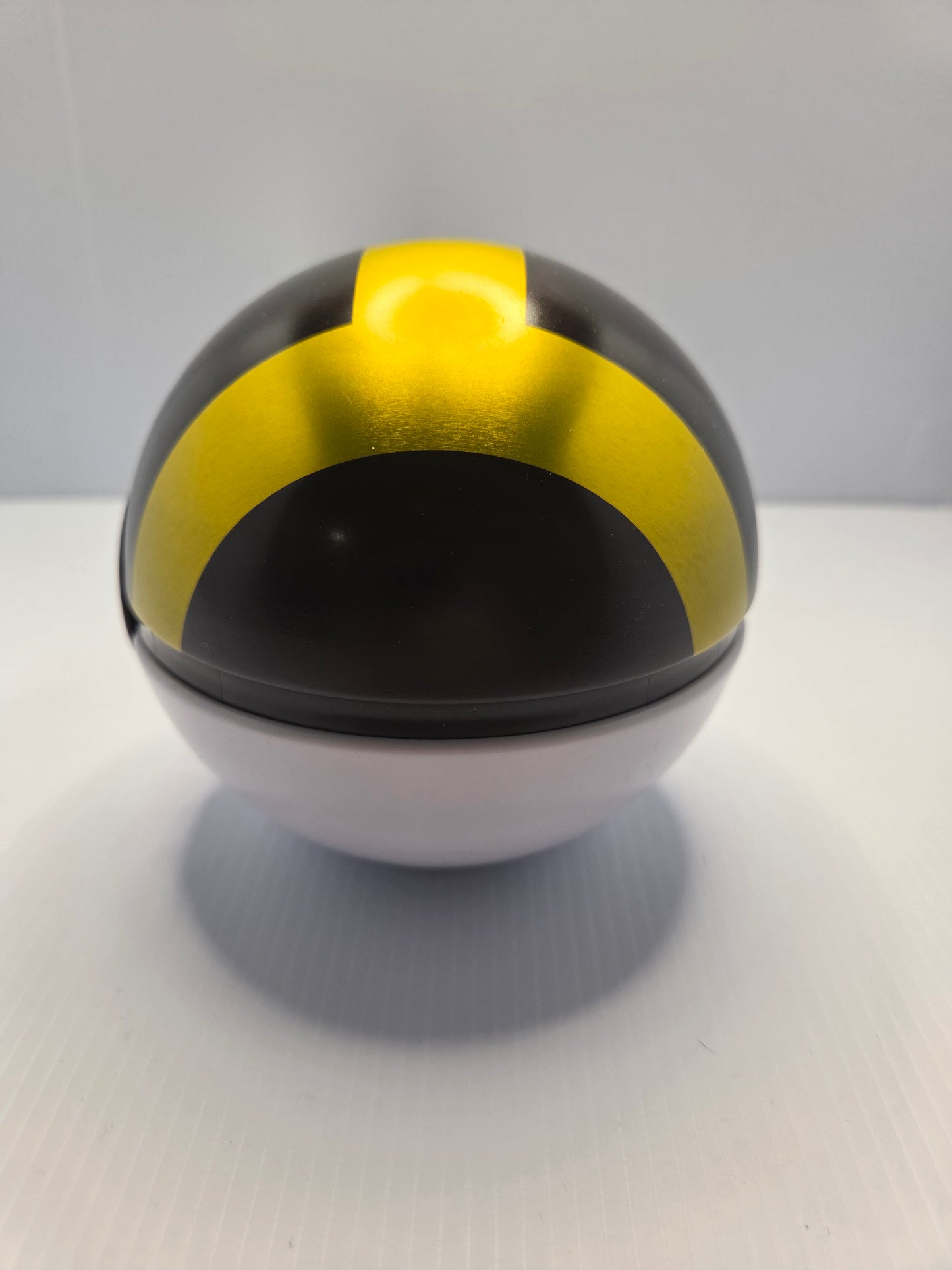 Pokémon Ultra Ball Tin-EMPTY