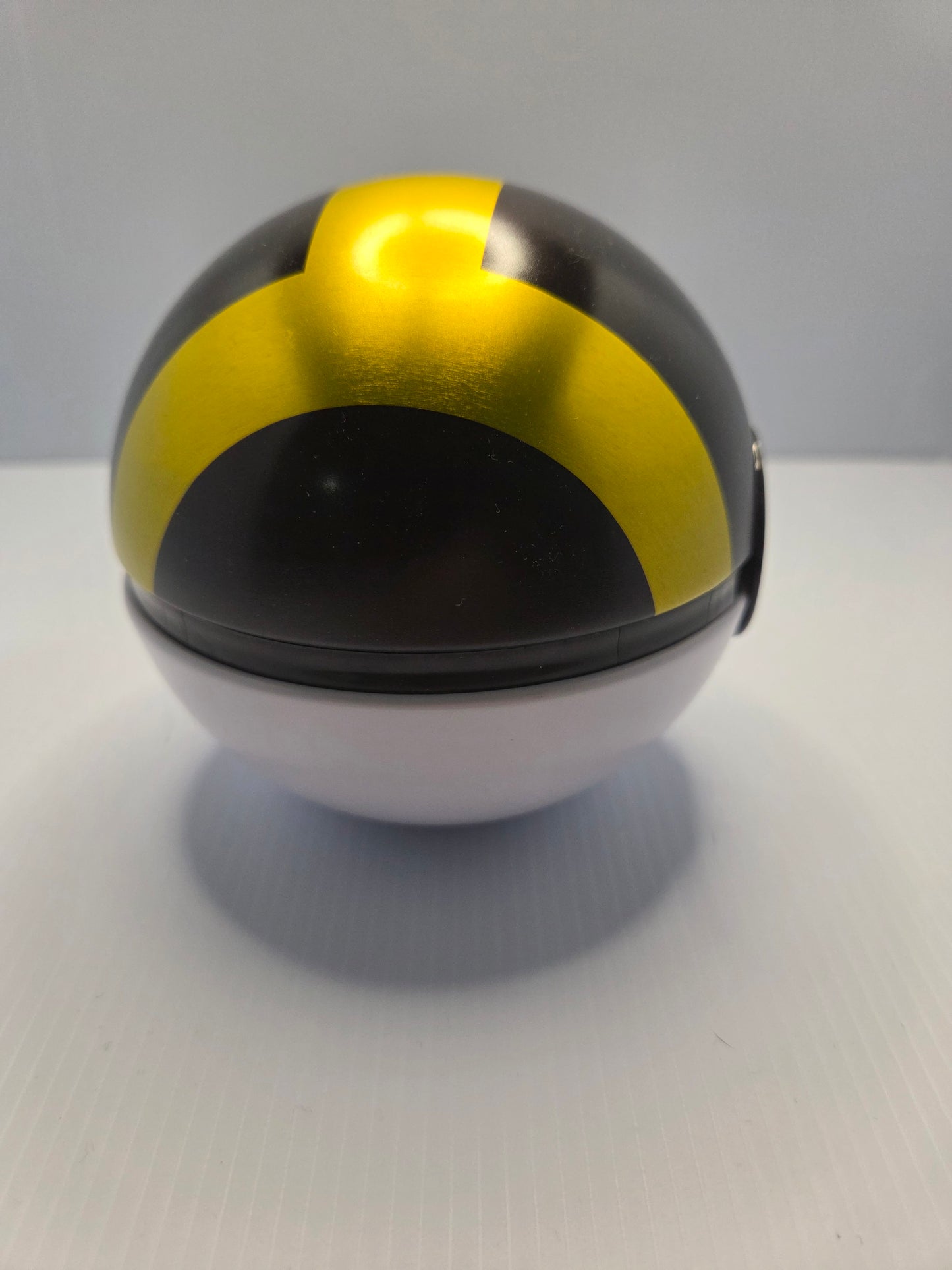 Pokémon Ultra Ball Tin-EMPTY