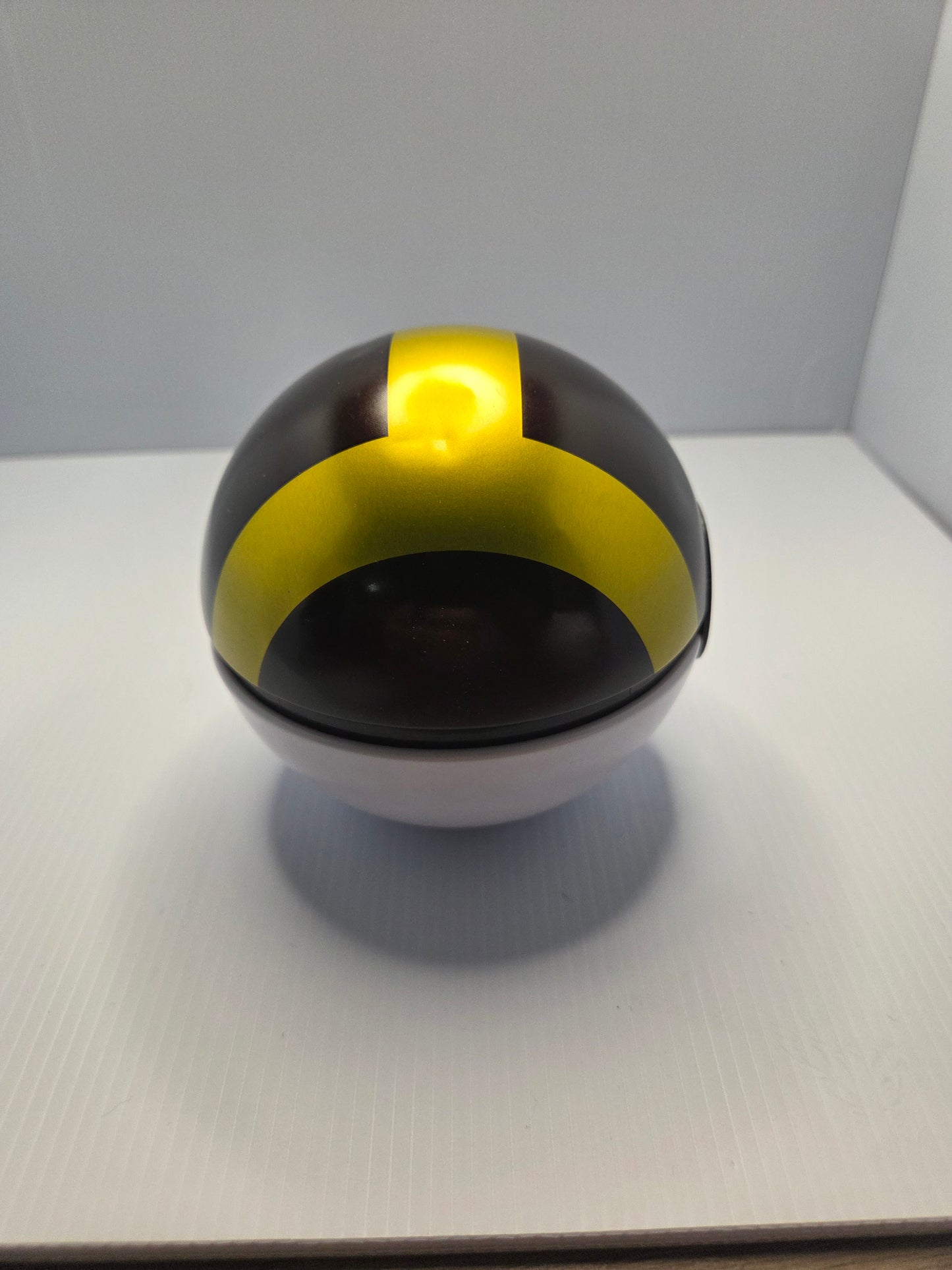 Pokémon Ultra Ball Tin-EMPTY