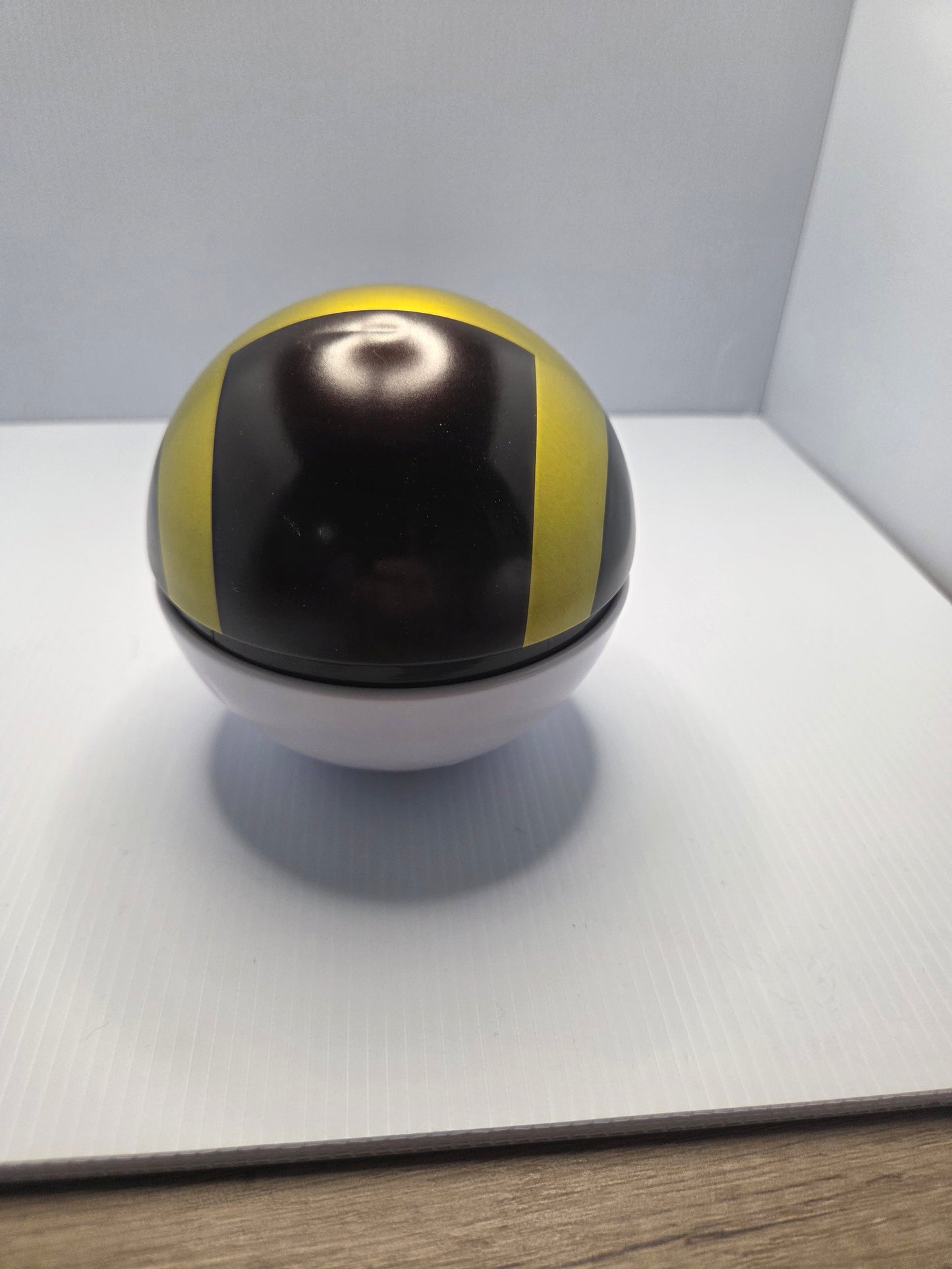 Pokémon Ultra Ball Tin-EMPTY